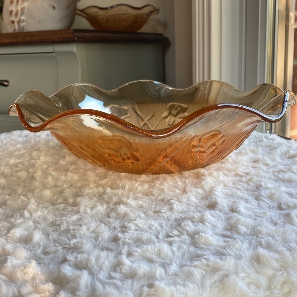 1950’s~MARIGOLD IRIS & HERRINGBONE PATTERN~JEANETTE GLASS CO. ~SERVING BOWL~G13